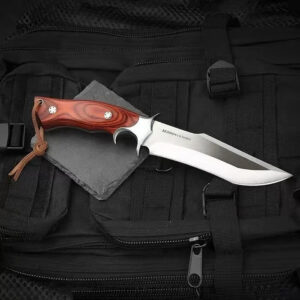 German M390 Outdoor Knife comes with a custom holster and gift box, designed for heavy-duty outdoor use.